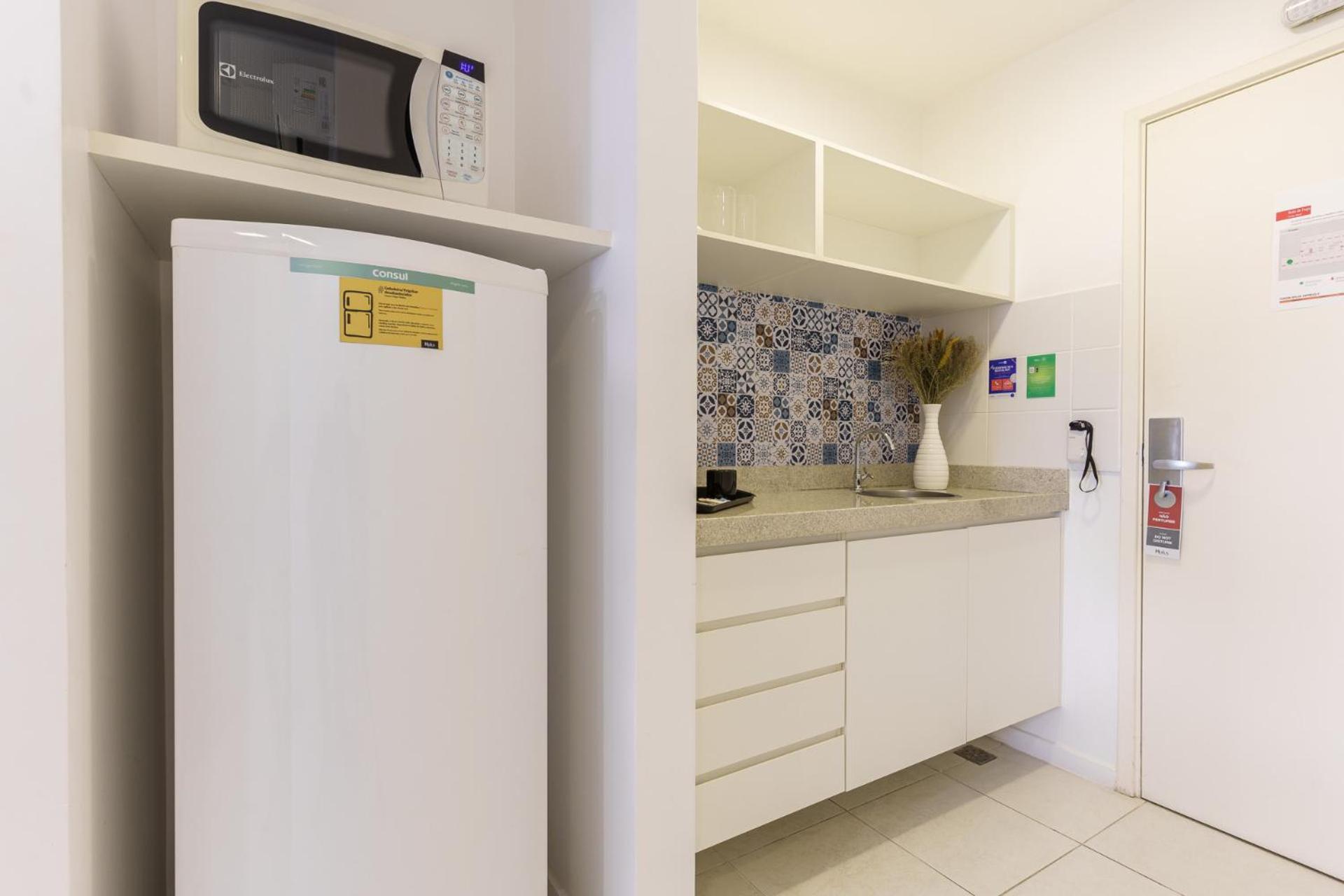 Hotel Fusion Hplus Express +