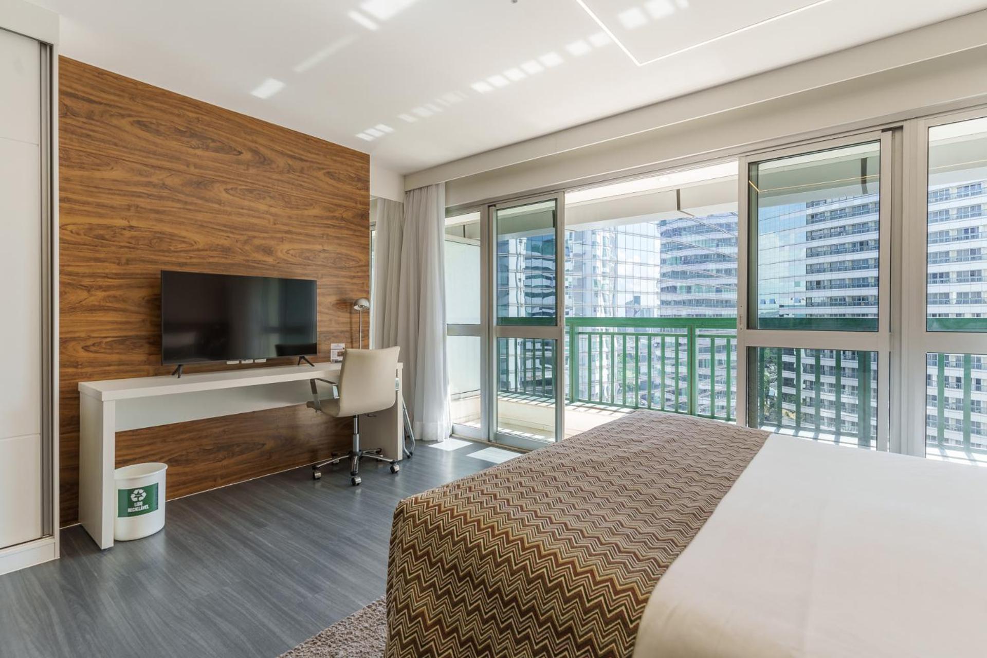 Fusion Hplus Express + Hotel