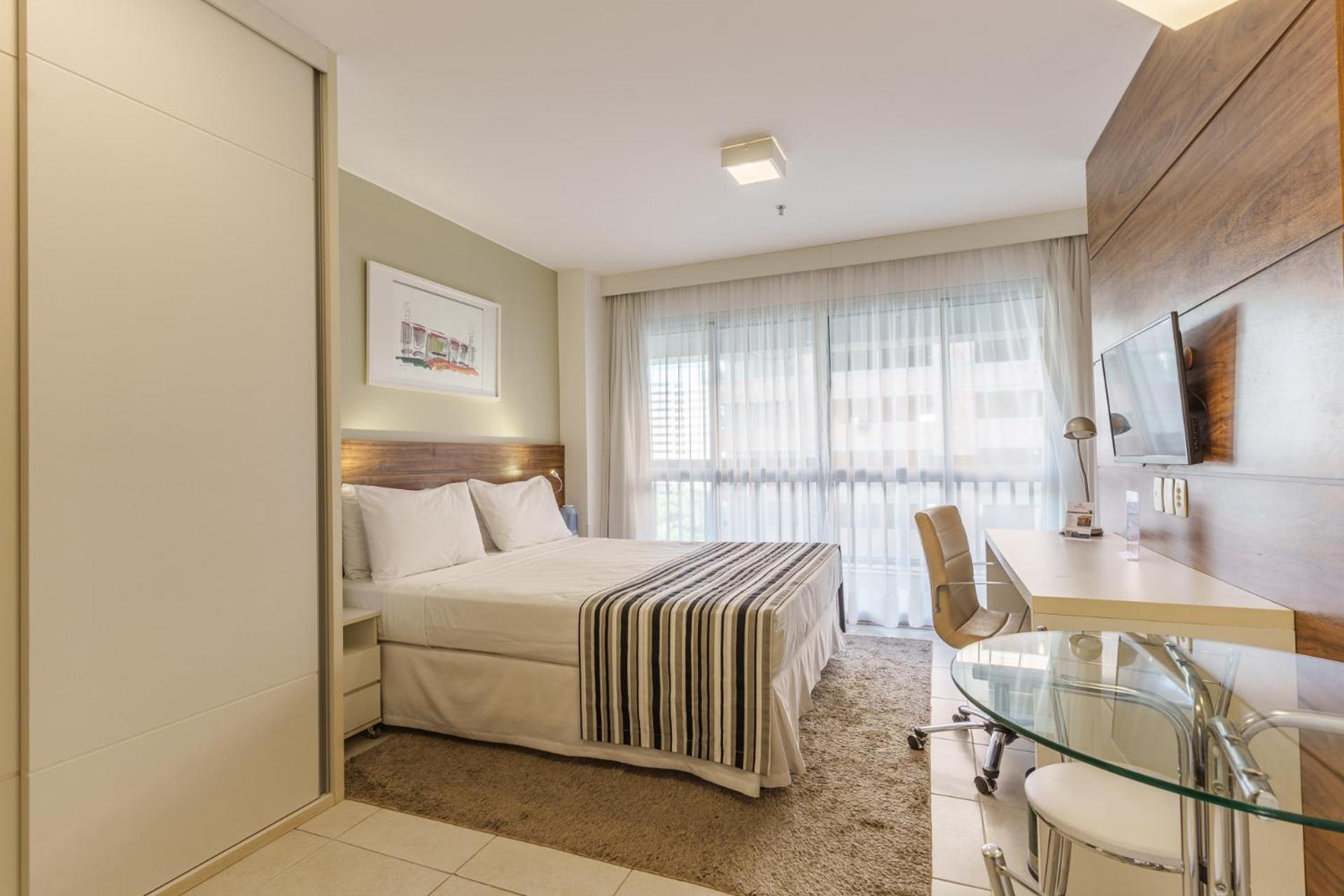Hotel Fusion Hplus Express +